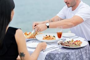 La Mer Resort & Spa - Adults Only