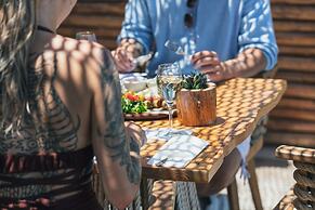 La Mer Resort & Spa - Adults Only