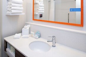Hampton Inn & Suites Buena Park
