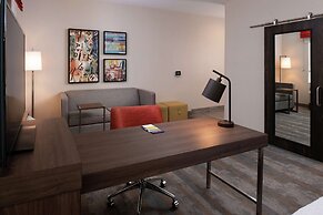 Hampton Inn & Suites Buena Park