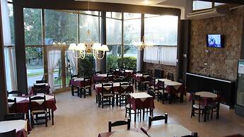 Hotel Piedras Doradas