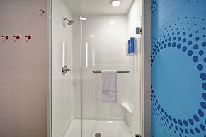 Tru by Hilton Fort Wayne, IN