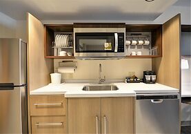 Home2 Suites by Hilton Portland Airport