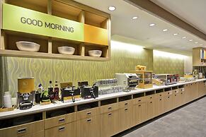 Home2 Suites by Hilton Portland Airport