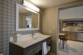 Home2 Suites by Hilton Portland Airport