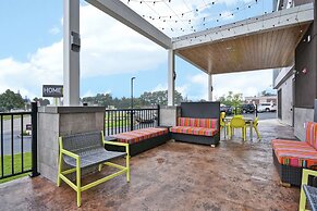 Home2 Suites by Hilton Portland Airport