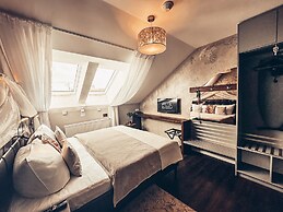 Alfons Boutique Hotel