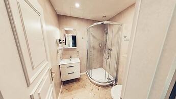 Alfons Boutique Hotel