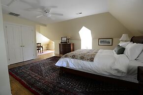 Woodville Bed and Breakfast