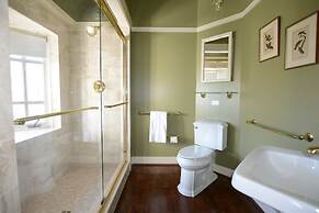 Woodville Bed and Breakfast