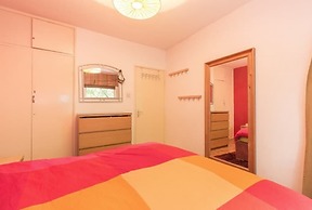 Eson2 - Chancery Lane Hideaway