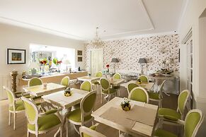 Solar Sampaio E Melo