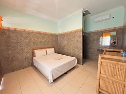 Krisna Bungalows & Restaurant