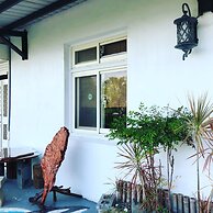 512 Huts Homestay