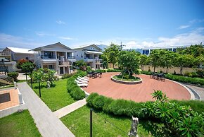 Outline Villa