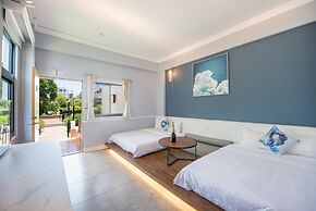 Outline Villa