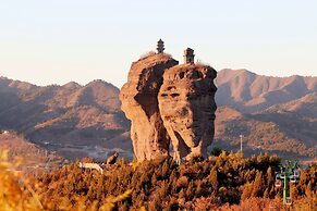 Imperial Palace Hotel