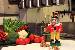 Buntes Haus Seiffen - Hotel Erbgericht