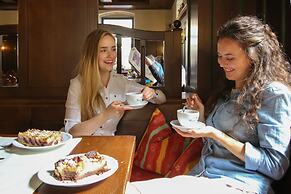 Buntes Haus Seiffen - Hotel Erbgericht