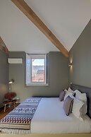 Condes de Azevedo Palace