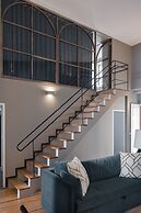 Condes de Azevedo Palace