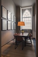 Condes de Azevedo Palace