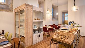 Condes de Azevedo Palace