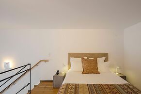 Condes de Azevedo Palace