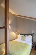 Condes de Azevedo Palace