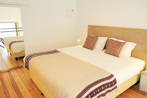 Condes de Azevedo Palace