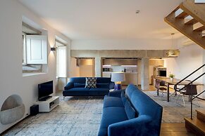 Condes de Azevedo Palace