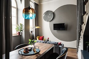 The Faces Historical center