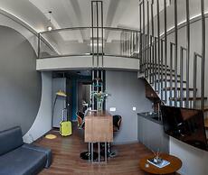 The Faces Historical center