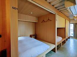 Plat Hostel Keikyu Asakusa Station