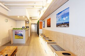 Plat Hostel Keikyu Asakusa Station