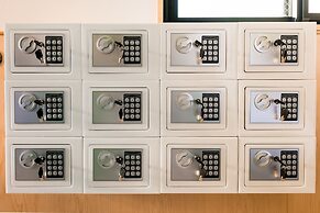 Plat Hostel Keikyu Asakusa Station