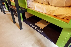 Plat Hostel Keikyu Asakusa Station