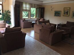 Sarikonaklar Garden Village