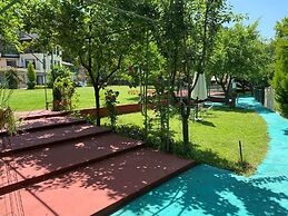 Sarikonaklar Garden Village