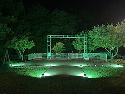 Sarikonaklar Garden Village