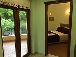 Sarikonaklar Garden Village