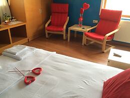 Sarikonaklar Garden Village