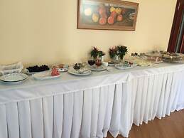 Sarikonaklar Garden Village