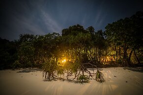 Boulder Bay Eco Resort - Nga Khin Nyo Gyee Island