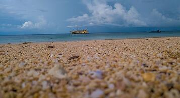 Boulder Bay Eco Resort - Nga Khin Nyo Gyee Island