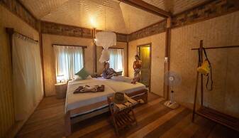 Boulder Bay Eco Resort - Nga Khin Nyo Gyee Island