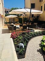 Santa Croce Boutique Hotel