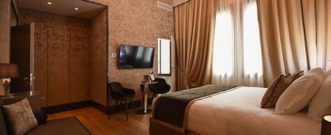 Santa Croce Boutique Hotel