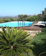 Dolce Luna Bed and Breakfast