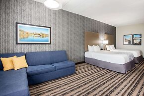 La Quinta Inn & Suites by Wyndham Buffalo Amherst